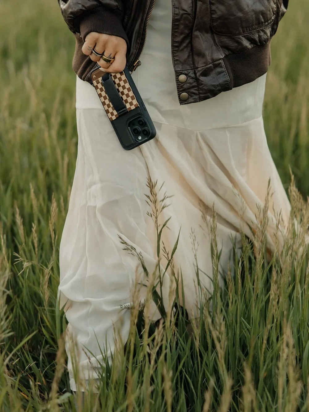 🤎darlin•by:chelsea deboer•WALLI CASES•iphone 16 pro max case🤎 - Picture 6 of 16